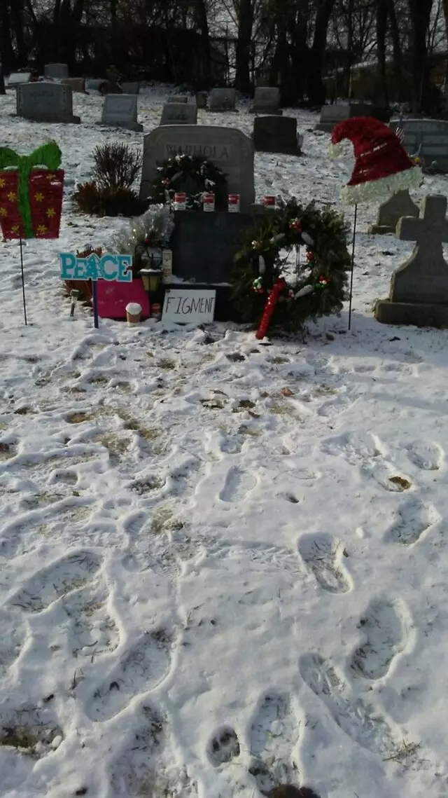 Andy Warhol’s Grave