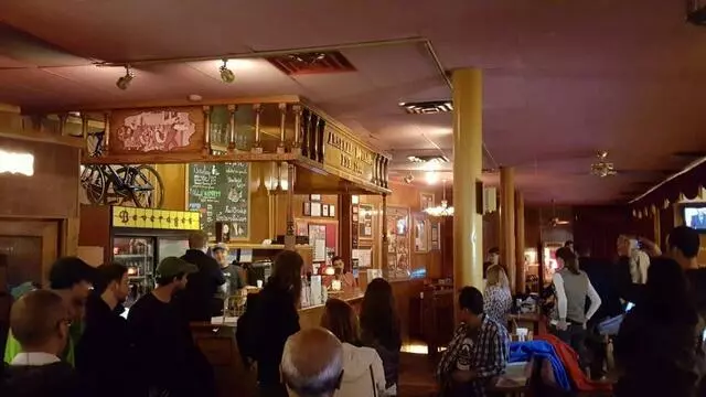 Arsenal Bowling Lanes