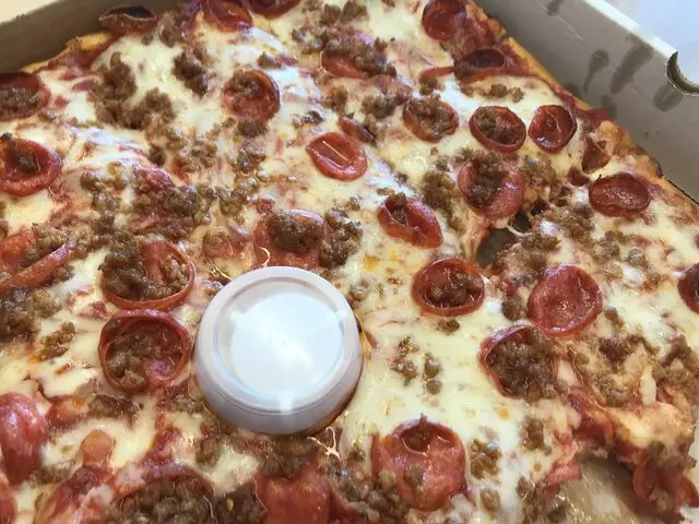 Angelo’s Pizzeria