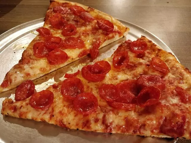 Angelo’s Pizzeria