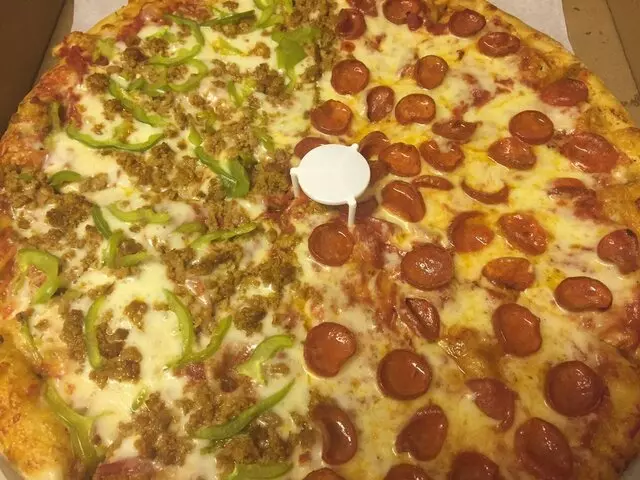 Angelo’s Pizzeria