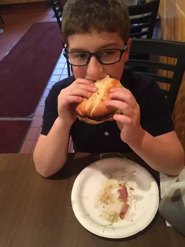 Angelo’s Pizzeria