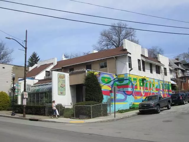Alan’s Pet Shops