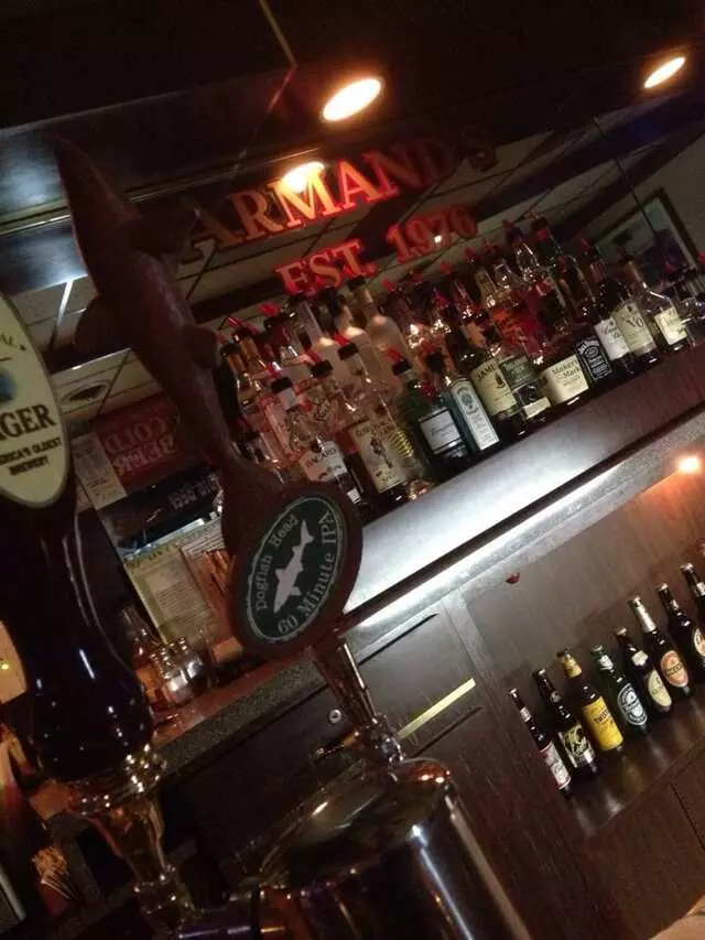 Armand’s Bar
