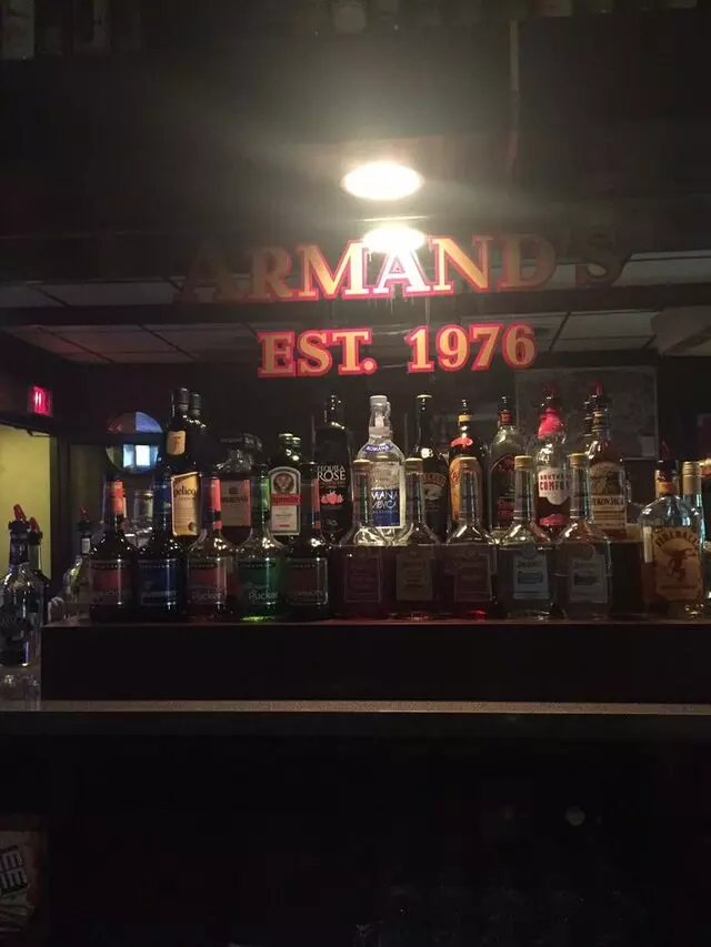 Armand’s Bar