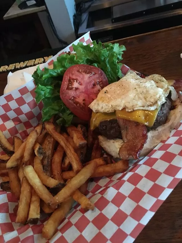 Applewood Smoke Burger