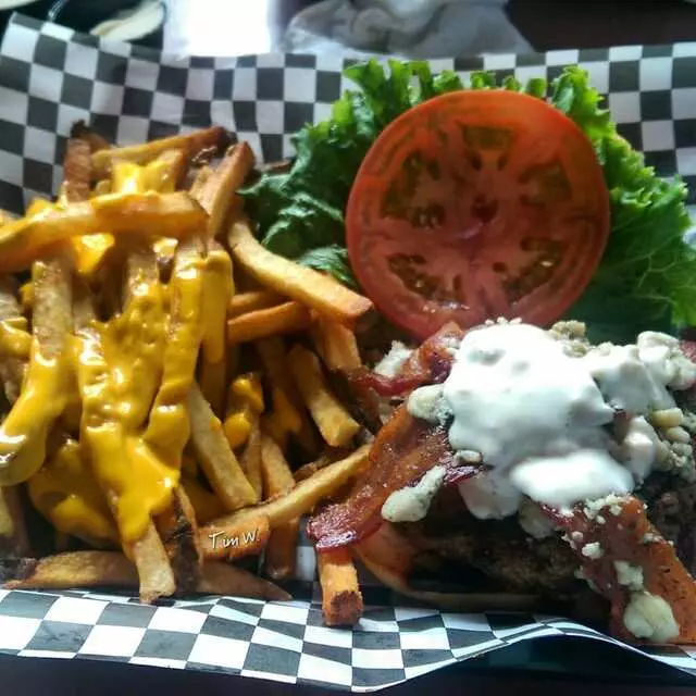 Applewood Smoke Burger
