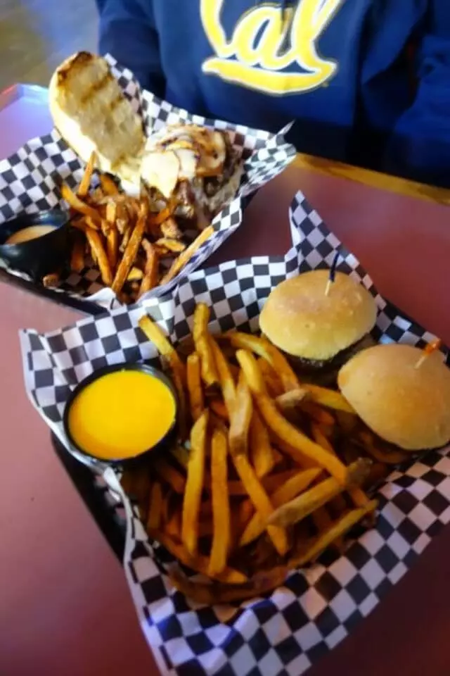Applewood Smoke Burger