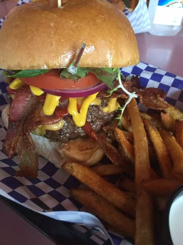 Applewood Smoke Burger