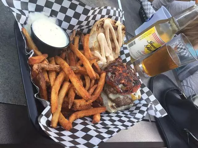 Applewood Smoke Burger