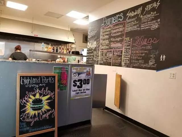 Applewood Smoke Burger