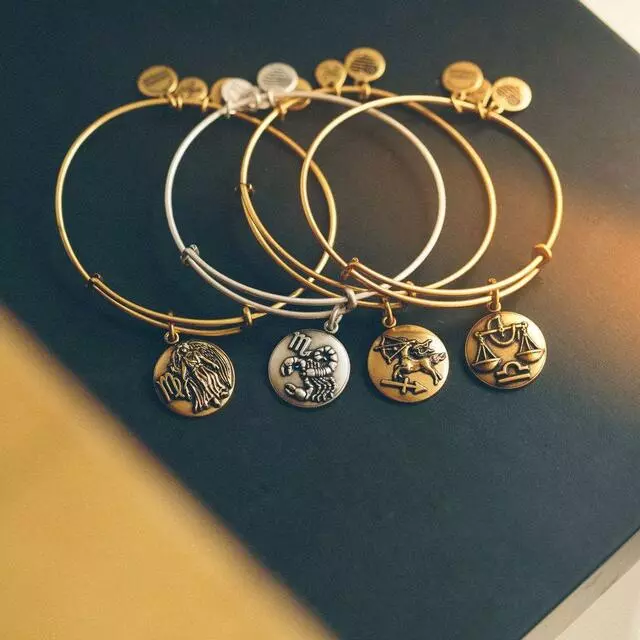 Alex and Ani Pittsburgh