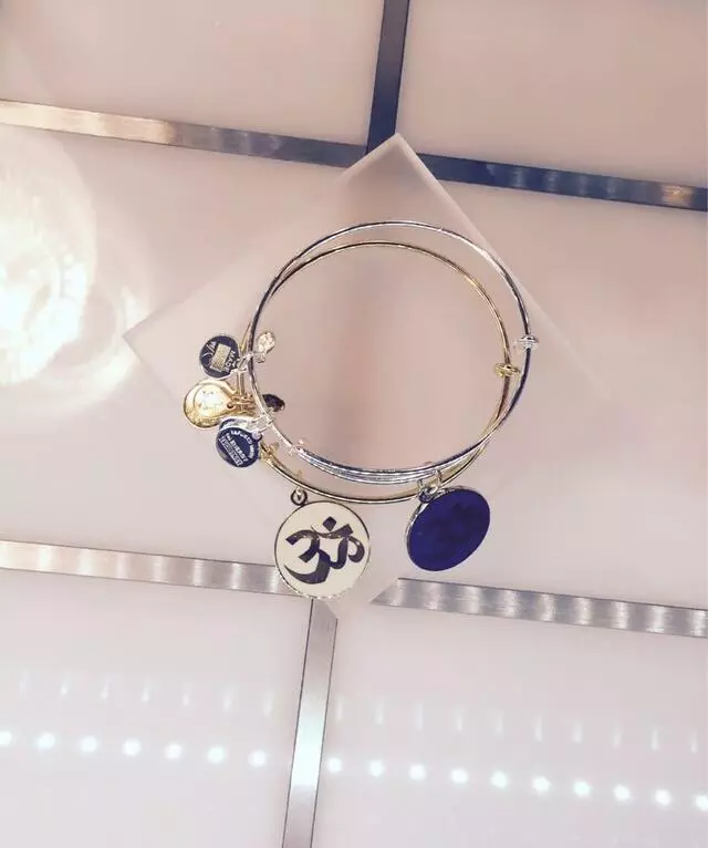 Alex and Ani Pittsburgh