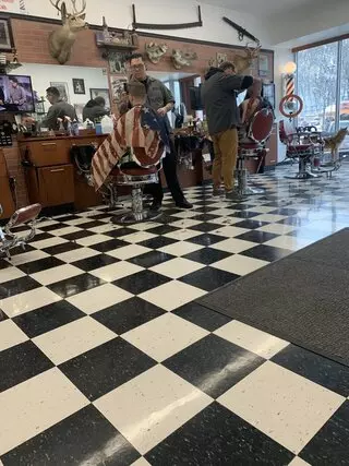 Bob’s Barber Shop