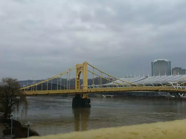 Andy Warhol Bridge